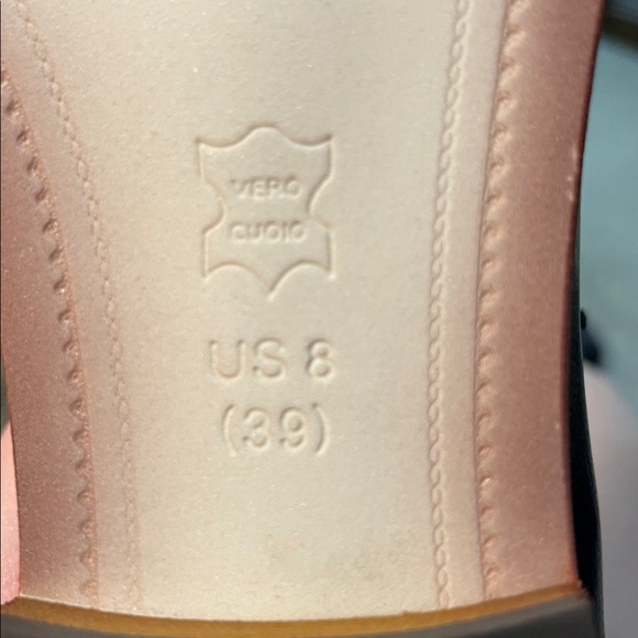 Mona Flying Handmade Leather Women’s Classic Shoes - Picture 9 of 10